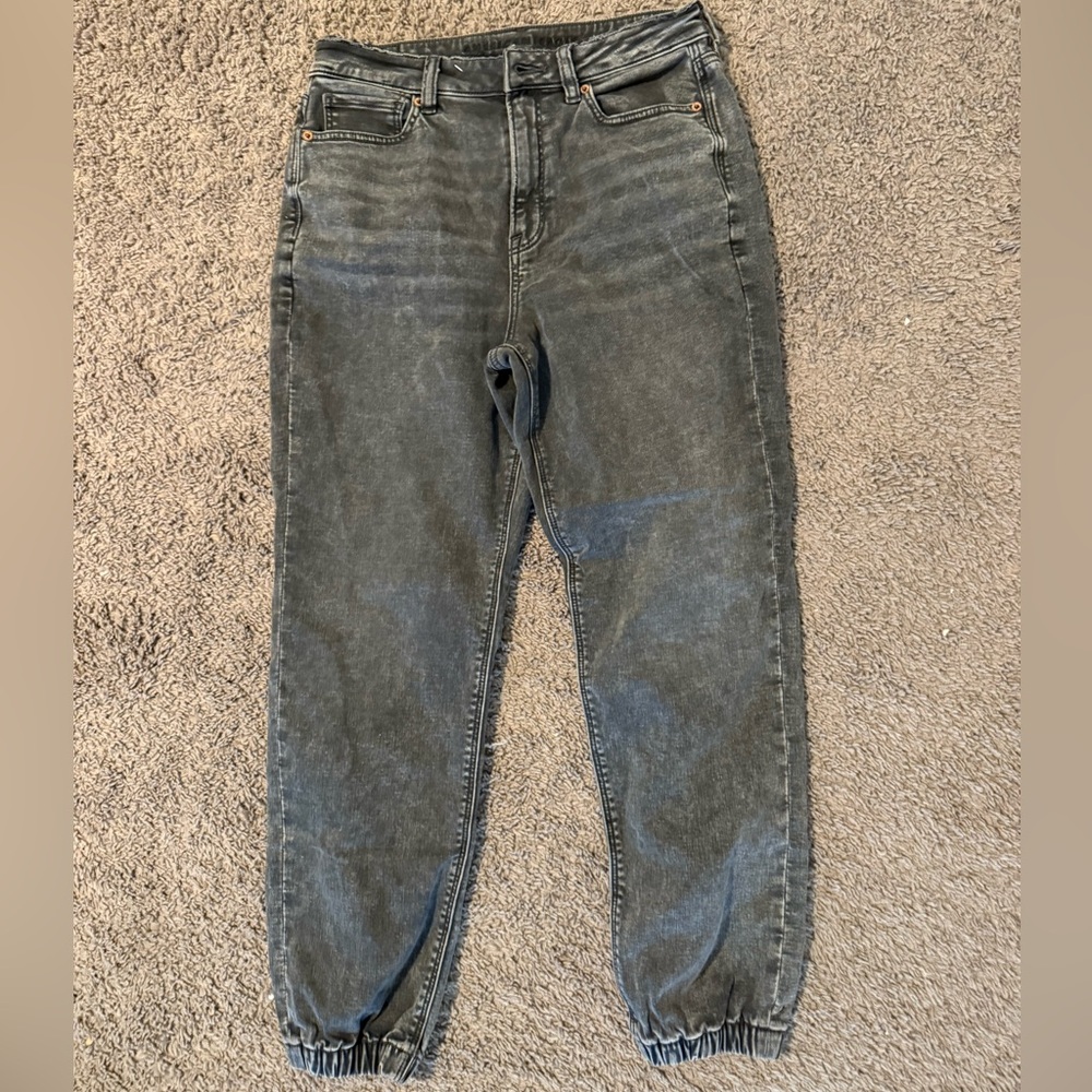 American Eagle Outfitters Dark Gray Mom Joggers Size 10